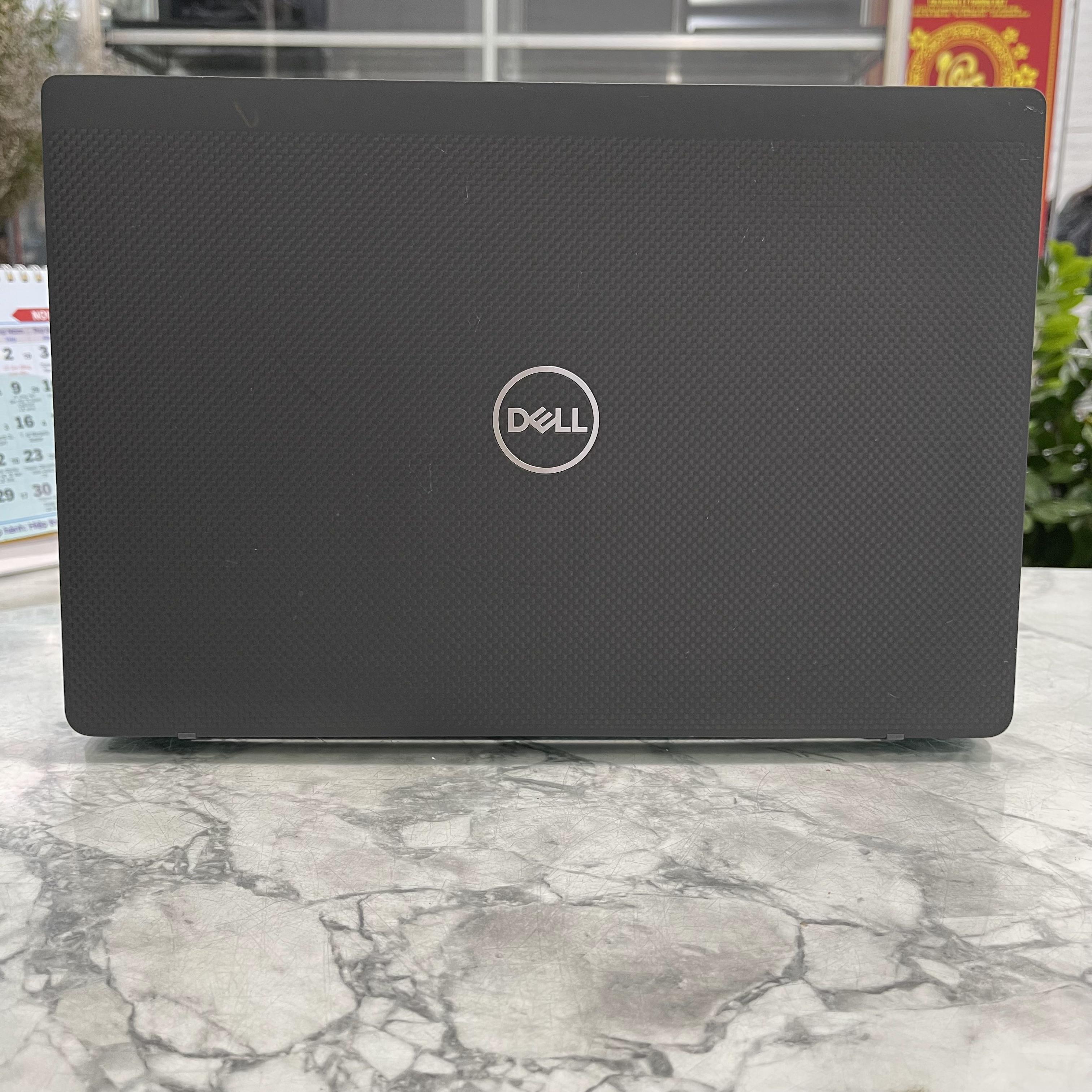 Dell Latitude 7400 Core I7-8665U Ram 16gb Ssd 256gb Màn hình 14”Inch Fhd IPS