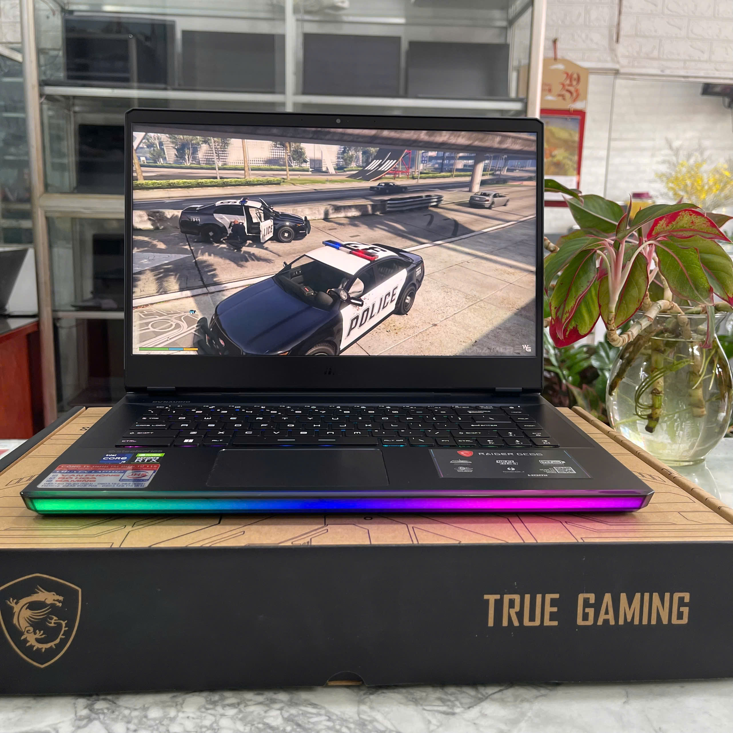 Gaming - Đồ Họa  MSI Raider GE66 12UGS-405VN Core I9-12900HK Ram 32GB Ssd 1.000GB RTX 3070 Ti 8GB Màn Hình : 15.6 Inch 240Hz QHD