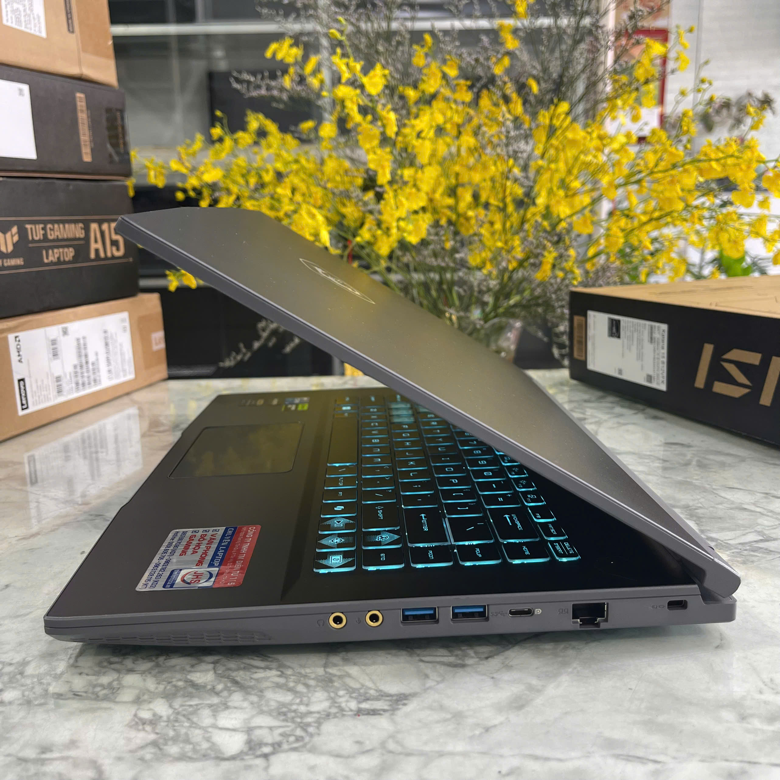 Gaming - Đồ Họa MSI Thin 15 B12UCX (Máy LikeNew-Full Box) Core I5-12450H Ram 16gb Ssd 512gb RTX 2050 4GB Màn Hình 15.6'' IPS Fhd 144.Hz