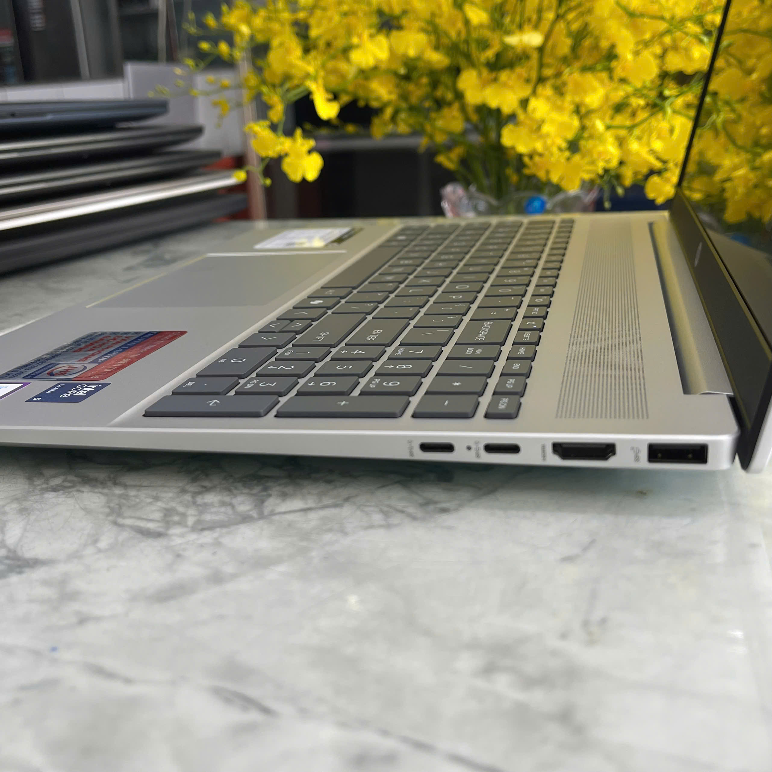 HP Pavilion 2024 16-af0066st-Máy Like New- Ultra 125U Ram 8Gb Ssd 512Gb Màn Hình 16Inch FHD+ IPS