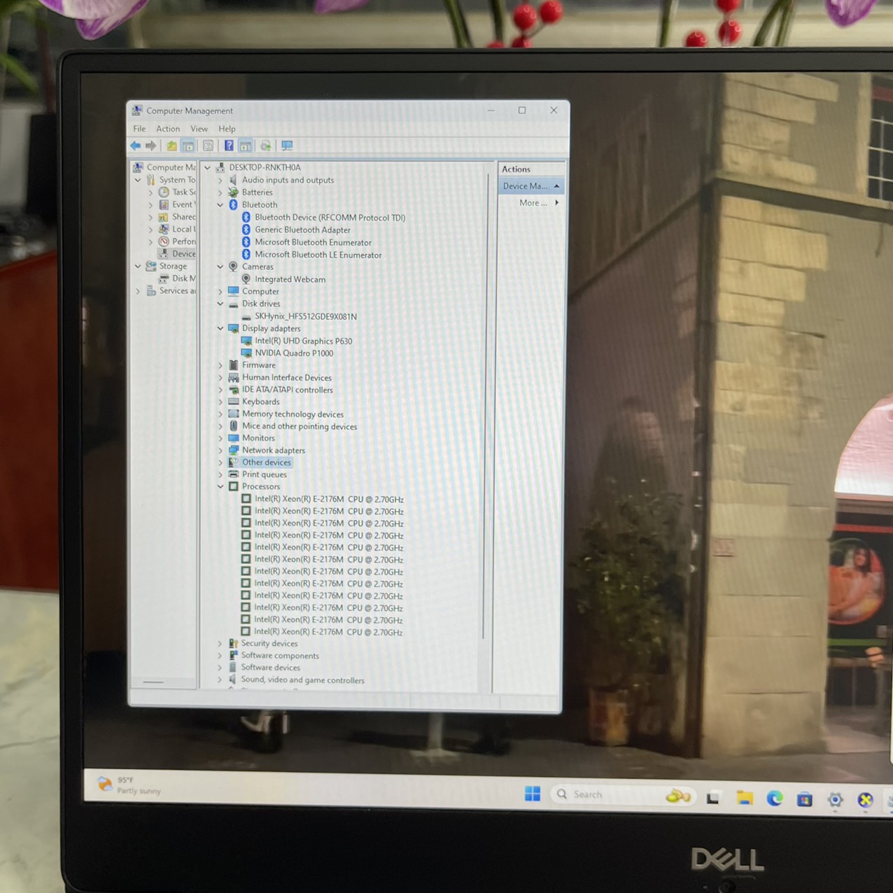 Dell Precision 5530 Xeon E-2176M Ram 16gb Ssd 512gb Card NVIDIA Quadro P1000 Màn Hình 15.6Inch Fhd IPS