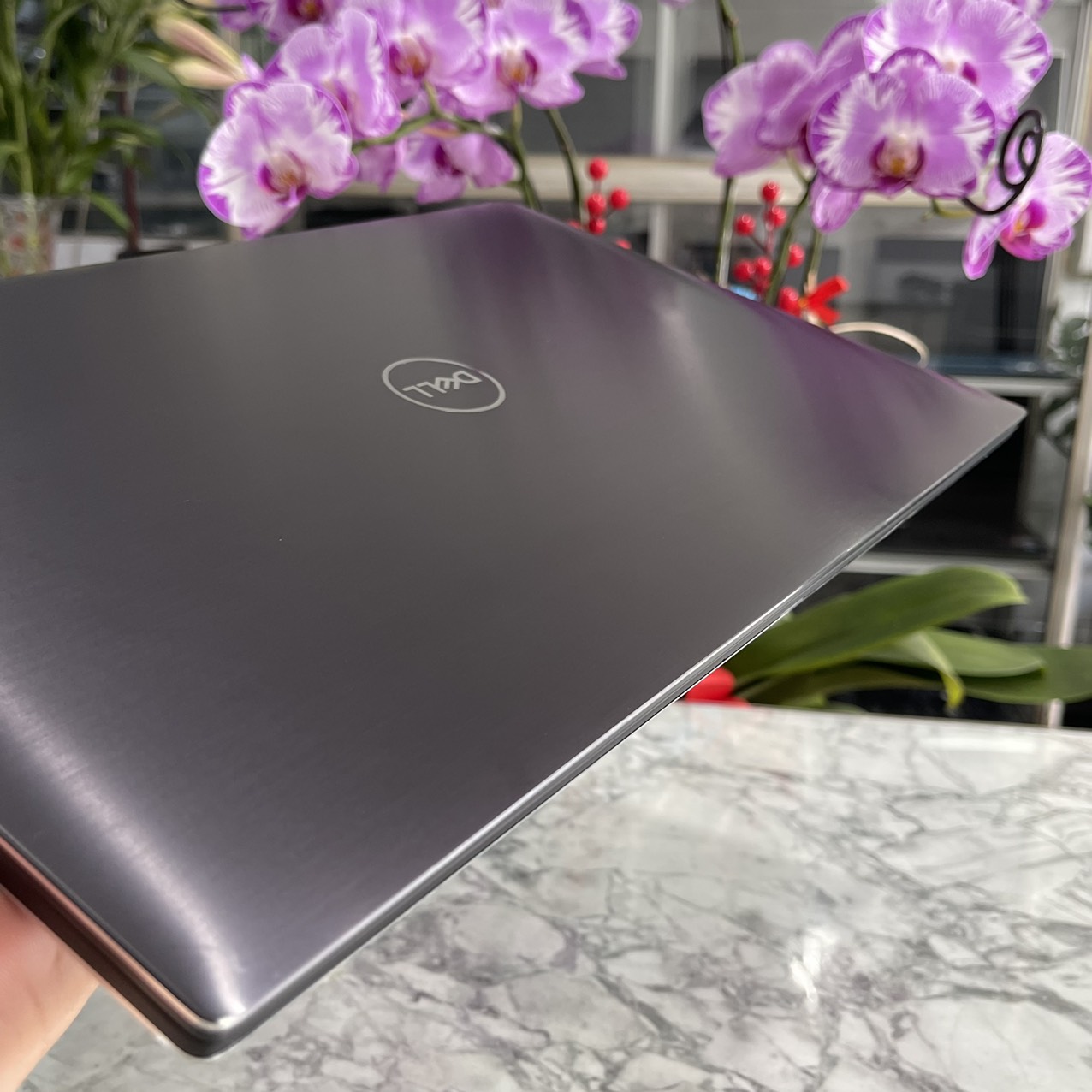 Dell Precision 5530 Xeon E-2176M Ram 16gb Ssd 512gb Card NVIDIA Quadro P1000 Màn Hình 15.6Inch Fhd IPS