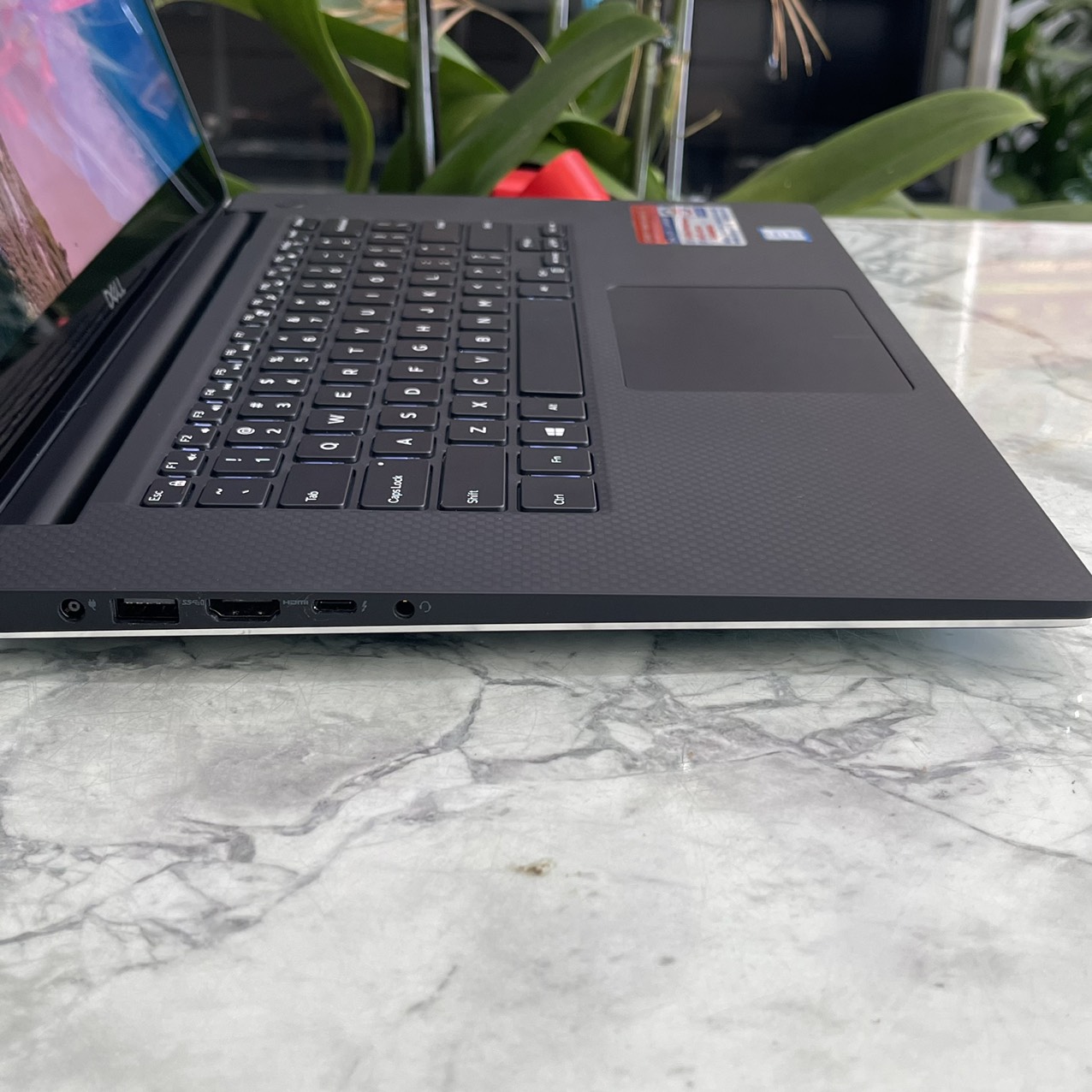 Dell Precision 5540 MÁY LIKENEW Core I7-9850H Ram 32Gb Ssd 1.000Gb Card NVIDIA Quadro T2000 Màn Hình 15.6Inch UHD 4K TOUCH