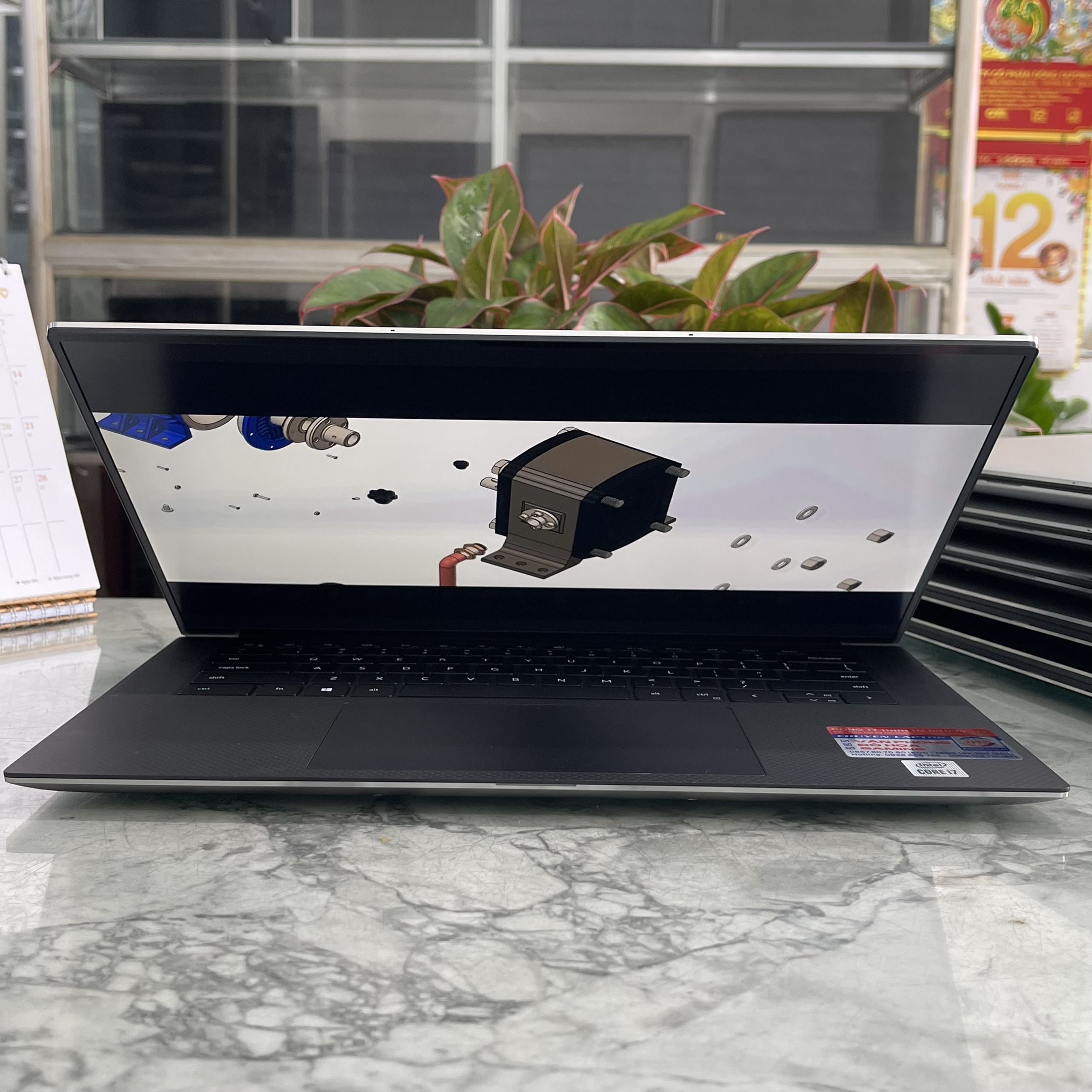 Dell Precision 5550 Core™ I7-10875H RAM 16GB  SSD 1.000Gb_VGA Quadro T2000 (4GB) Màn Hình 15.6''Inch FHD+  IPS