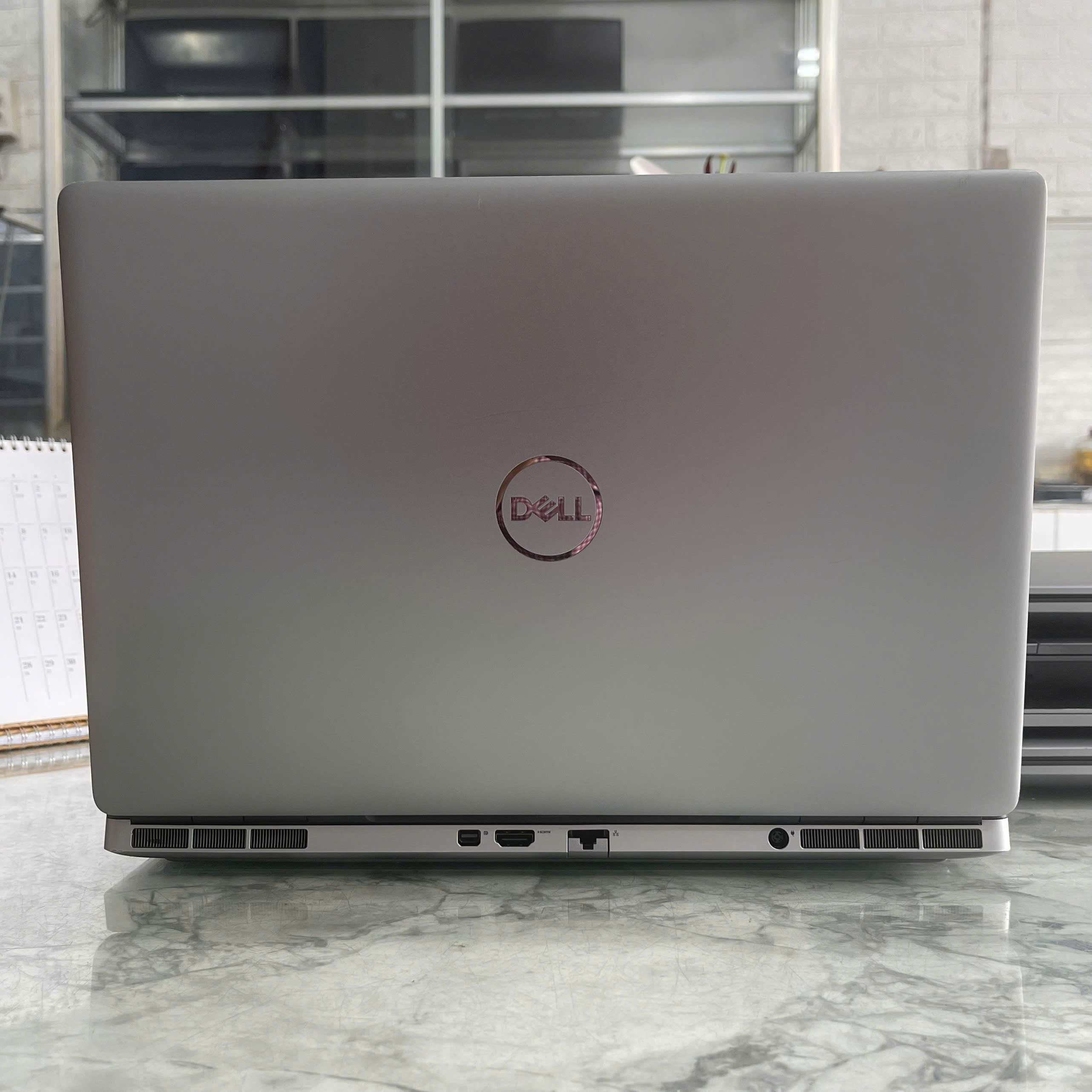 Dell Precision 7550 Core I7-10850H Ram 32Gb Ssd 1.000Gb Nvidia Quadro T2000 4GB GDDR6 Màn Hình 15.6 Inch FHD IPS