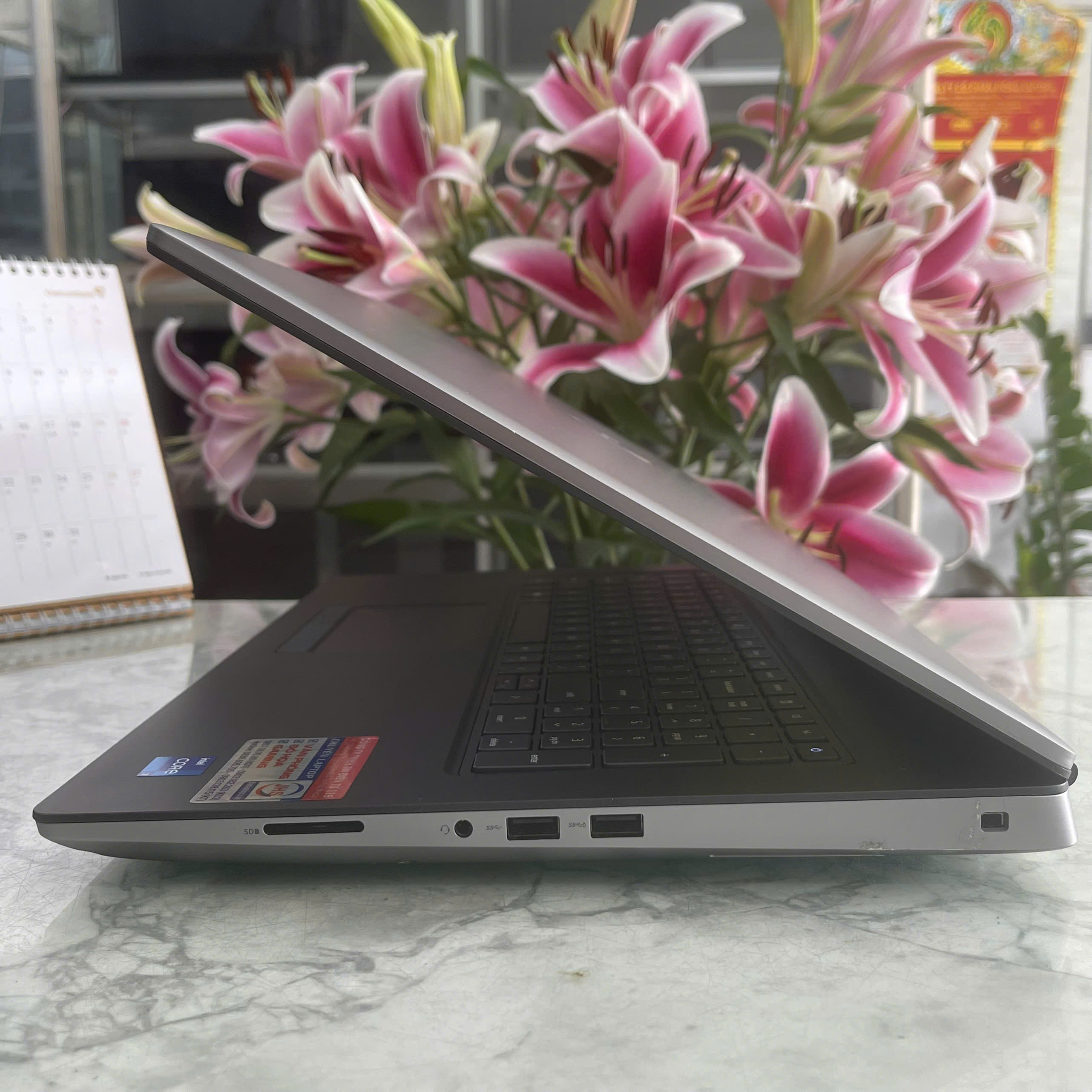 Dell Precision 7760 Core I7-11850H Ram 32Gb Ssd 1.000Gb Nvidia T1200( 4GB GDDR6 ) Màn Hình 17.3'' Fhd IPS