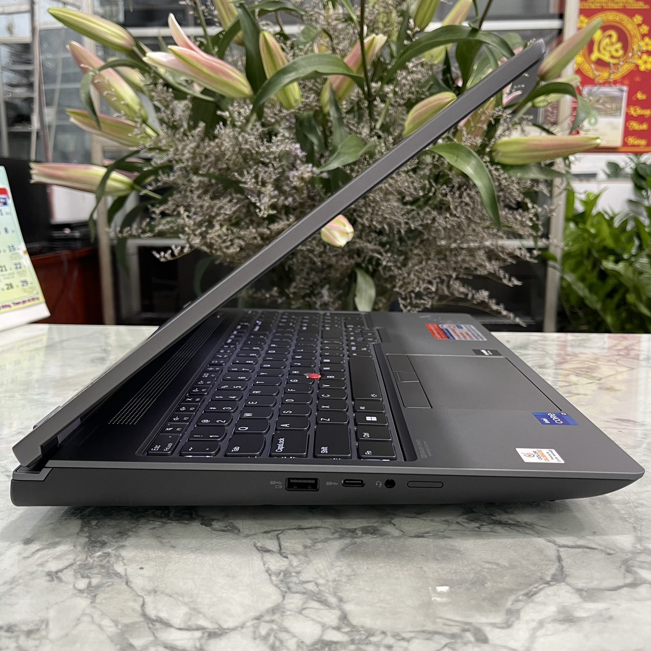 Đồ Họa - Gaming Lenovo ThinkPad P16 Gen1 Core I7-12850HX Ram 64gb Ssd 1.000gb Và 500gb Ssd  Card RTX A4500 16Gb GDDR6  Màn Hình 16"Inch QHD.