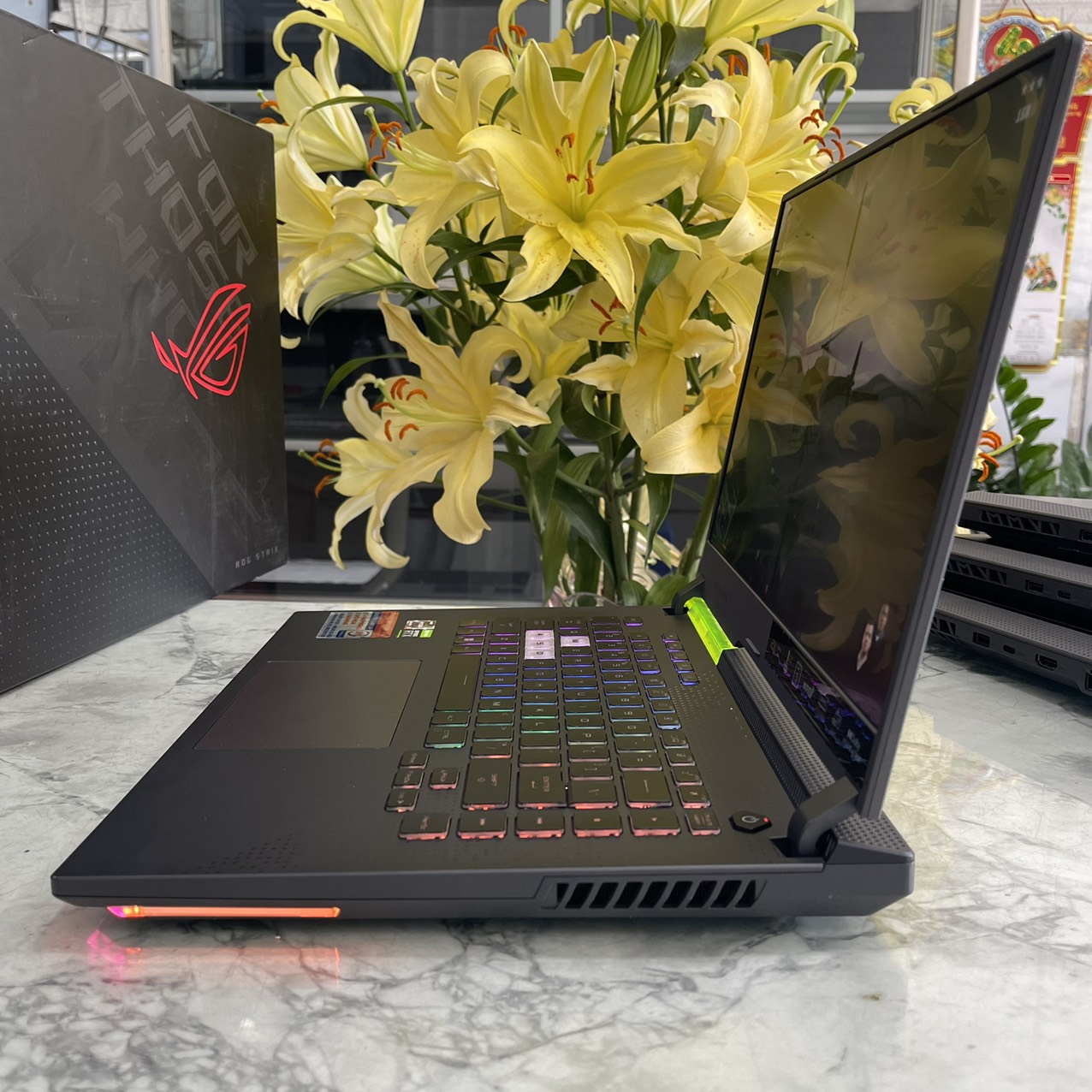 Gaming - Đồ Họa Asus ROG Strix G513RM (Máy LikeNew) Ryzen 9 6900HX Ram 16Gb Ssd 512gb Nvidia RTX™ 3060 6GB DDR6. Màn Hình 15.6'' 2K 165Hz