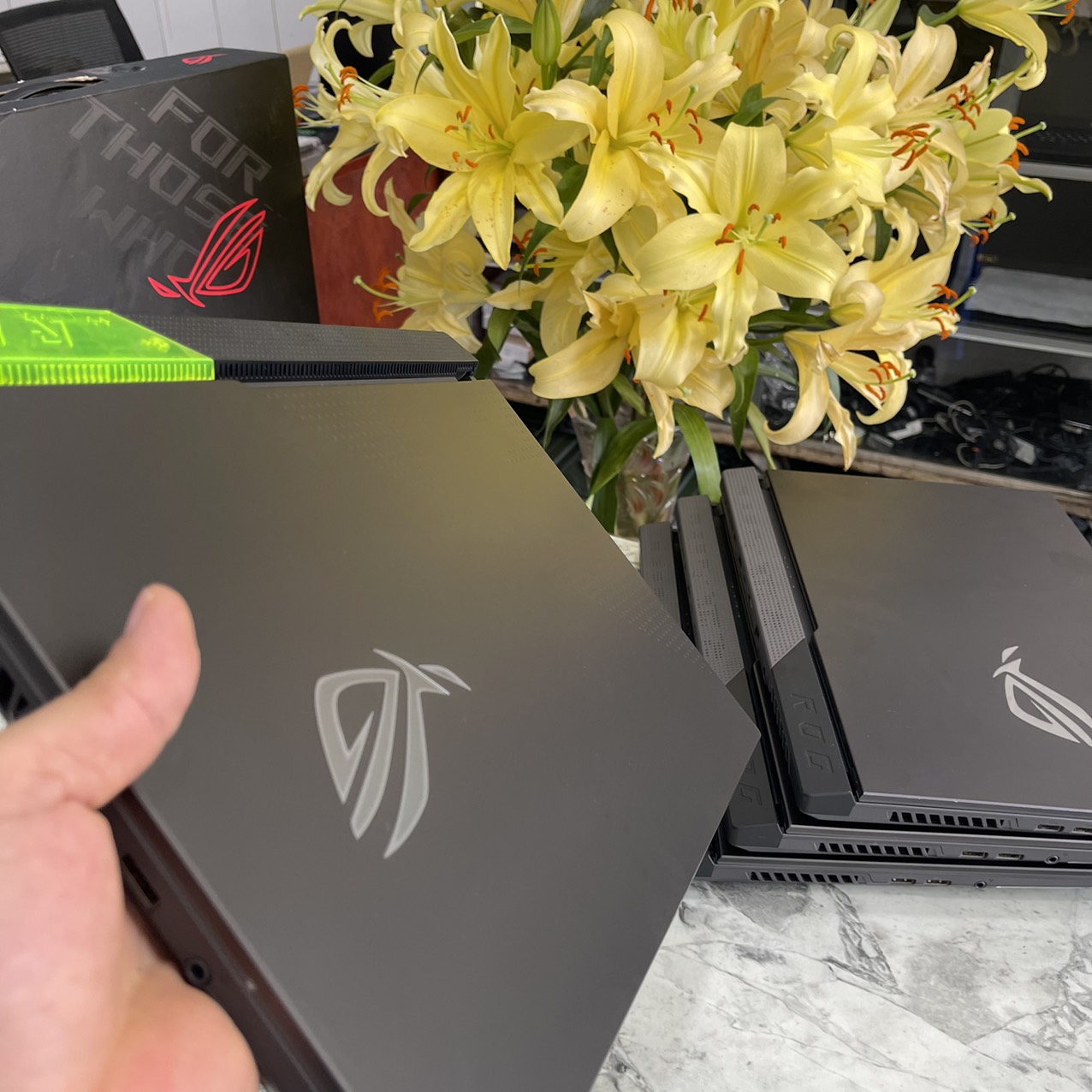 Gaming - Đồ Họa Asus ROG Strix G513RM (Máy LikeNew) Ryzen 9 6900HX Ram 16Gb Ssd 512gb Nvidia RTX™ 3060 6GB DDR6. Màn Hình 15.6'' 2K 165Hz