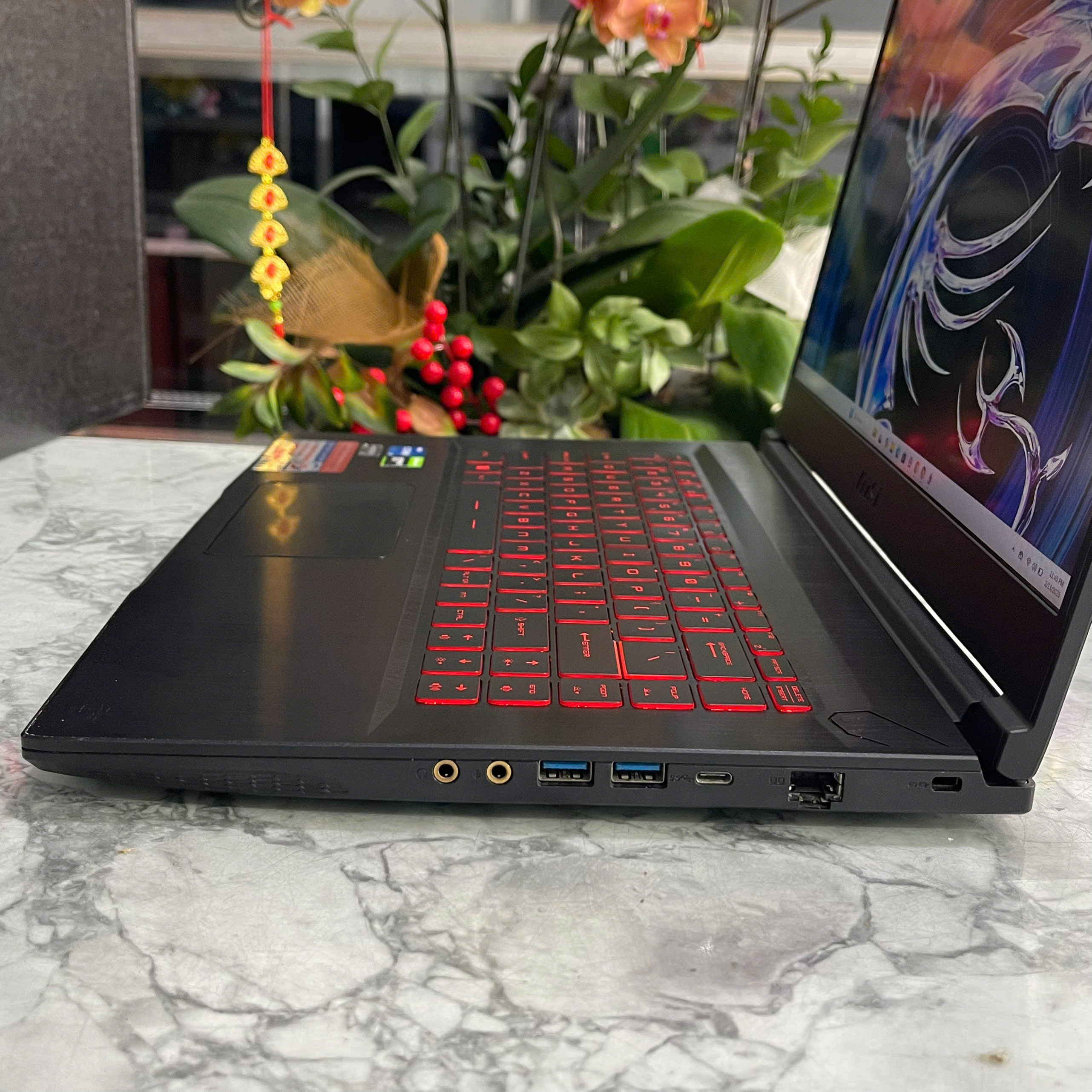 Gaming - Đồ Họa MSI GF63 Thin 11SC-662VN Core I7-11800H Ram 32gb Ssd 512gb  Và 500gb Hdd VGA GTX 1650 MaxQ 4GB Màn Hình 15.6'' IPS Fhd 144.Hz