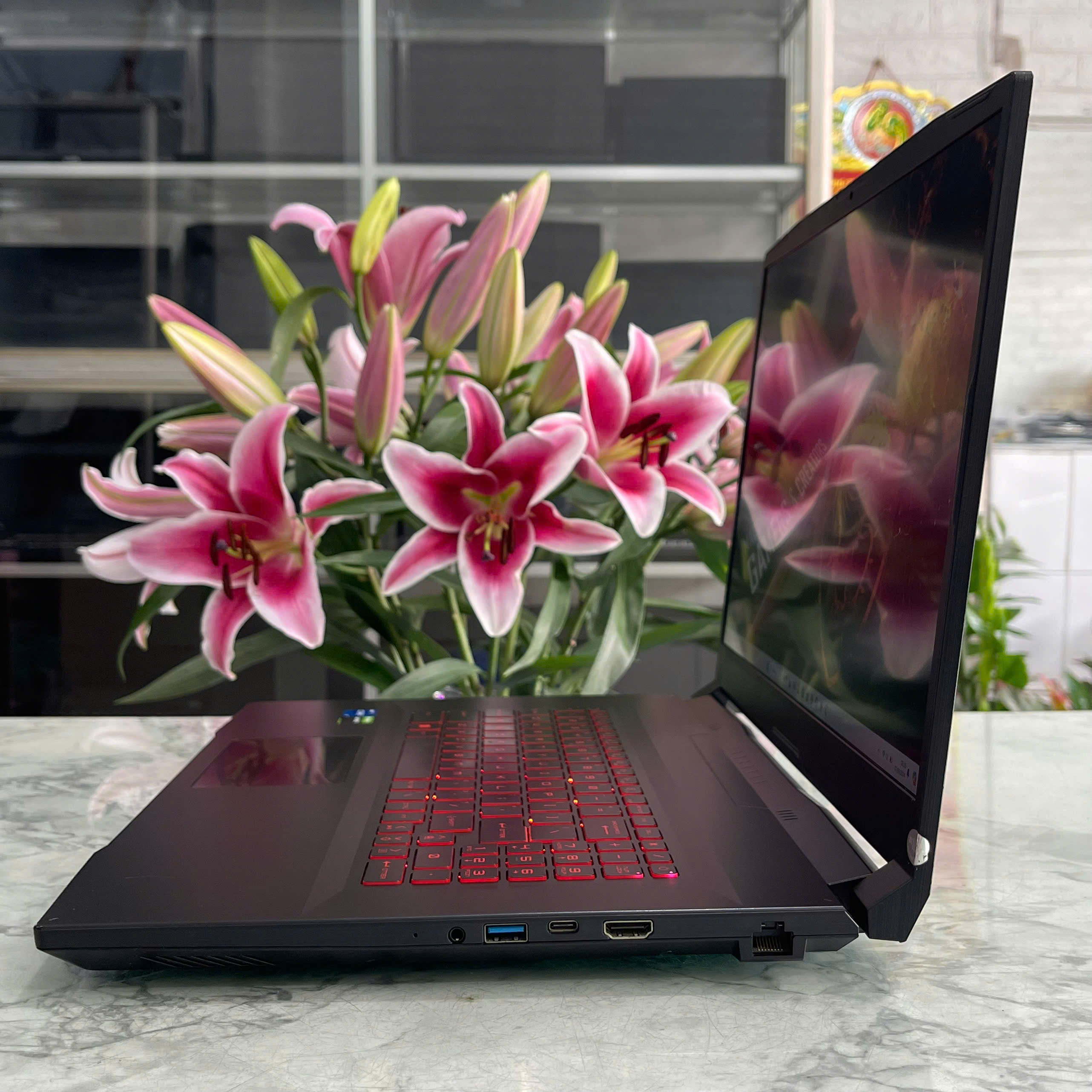 Gaming - Đồ Họa MSI Katana GF76 11UC-441VN Core™ I7-11800H Ram 16Gb Ssd 512Gb Card RTX™ 3050 4GB Màn Hình 15.6 Inch IPS Fhd 144Hz