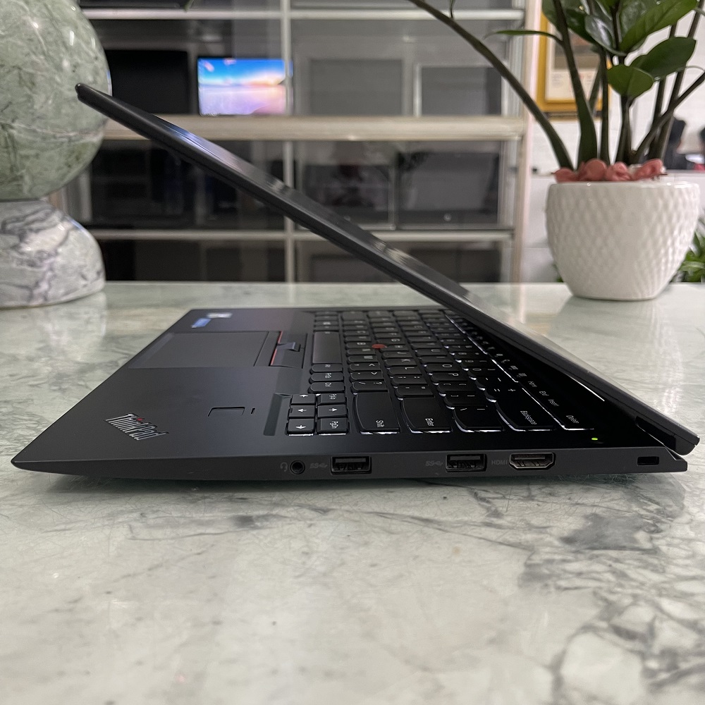 Lenovo Thinkpad X1 Carbon Gen 4  Core I5-6300U Ram 8gb Ssd 256gb Màn Hình 14''Inch Full HD IPS