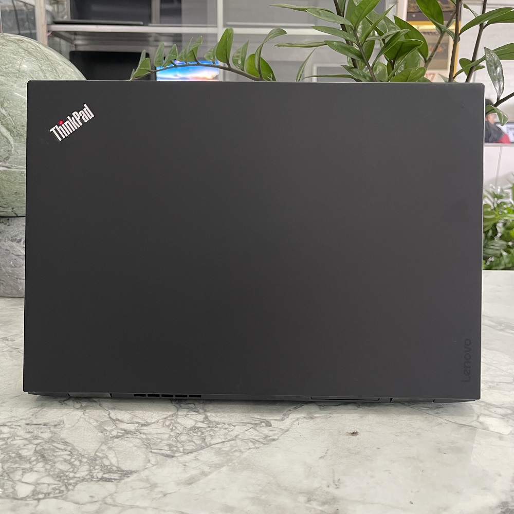Lenovo Thinkpad X1 Carbon Gen 4  Core I5-6300U Ram 8gb Ssd 256gb Màn Hình 14''Inch Full HD IPS