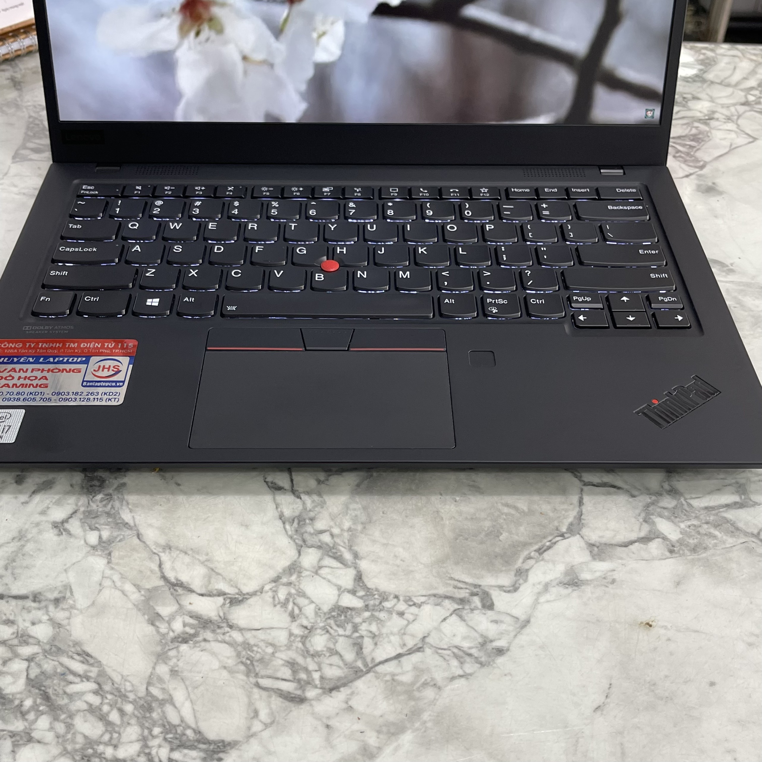 Lenovo ThinkPad X1 Carbon Gen 8 Core I7-10610U Ram 16Gb Ssd 512Gb Màn Hình 14.0 Inch 2K