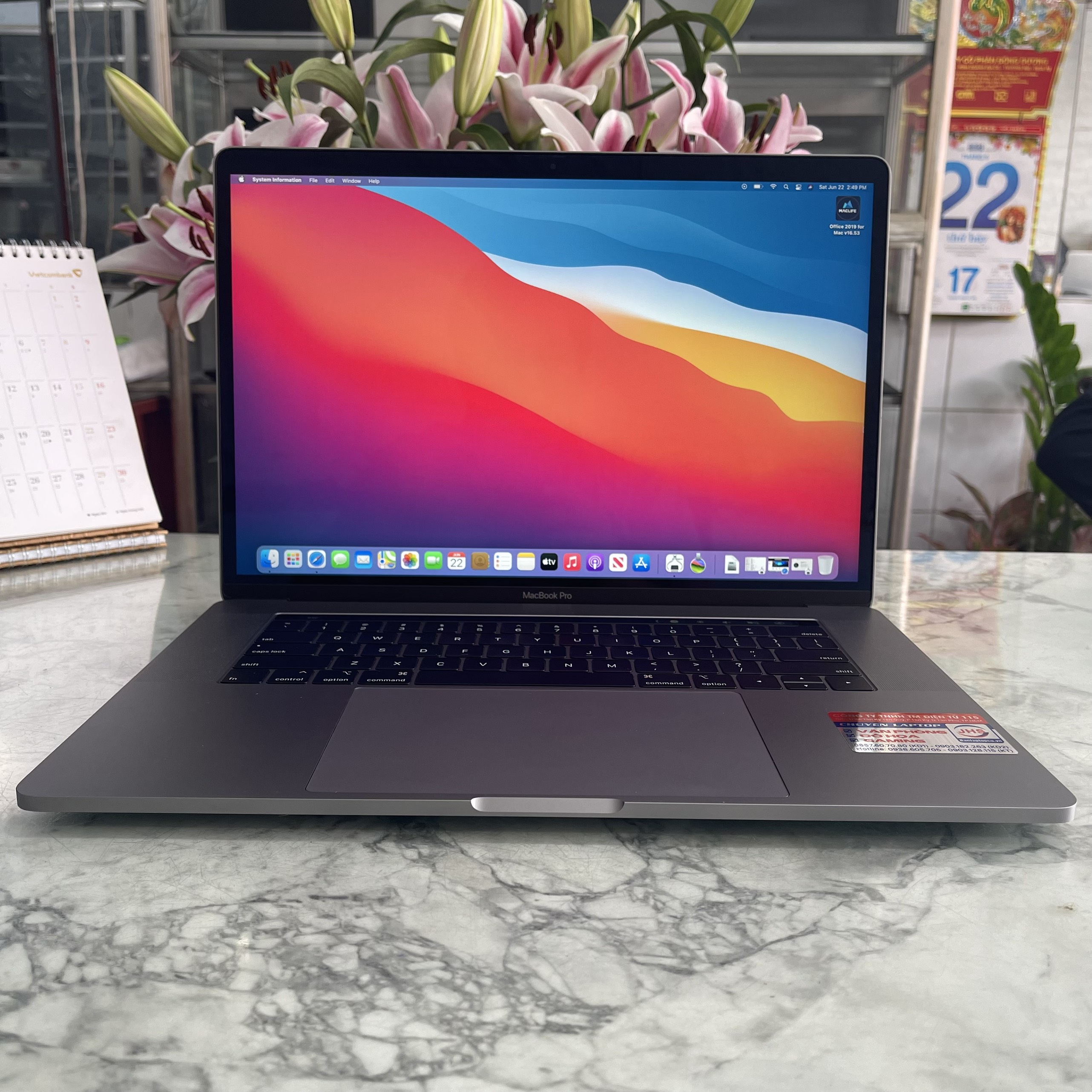 Macbook Pro 15 2019 Core I9  AMD PRO 560X 4GB, Ram 32GB  SSD 512GB 