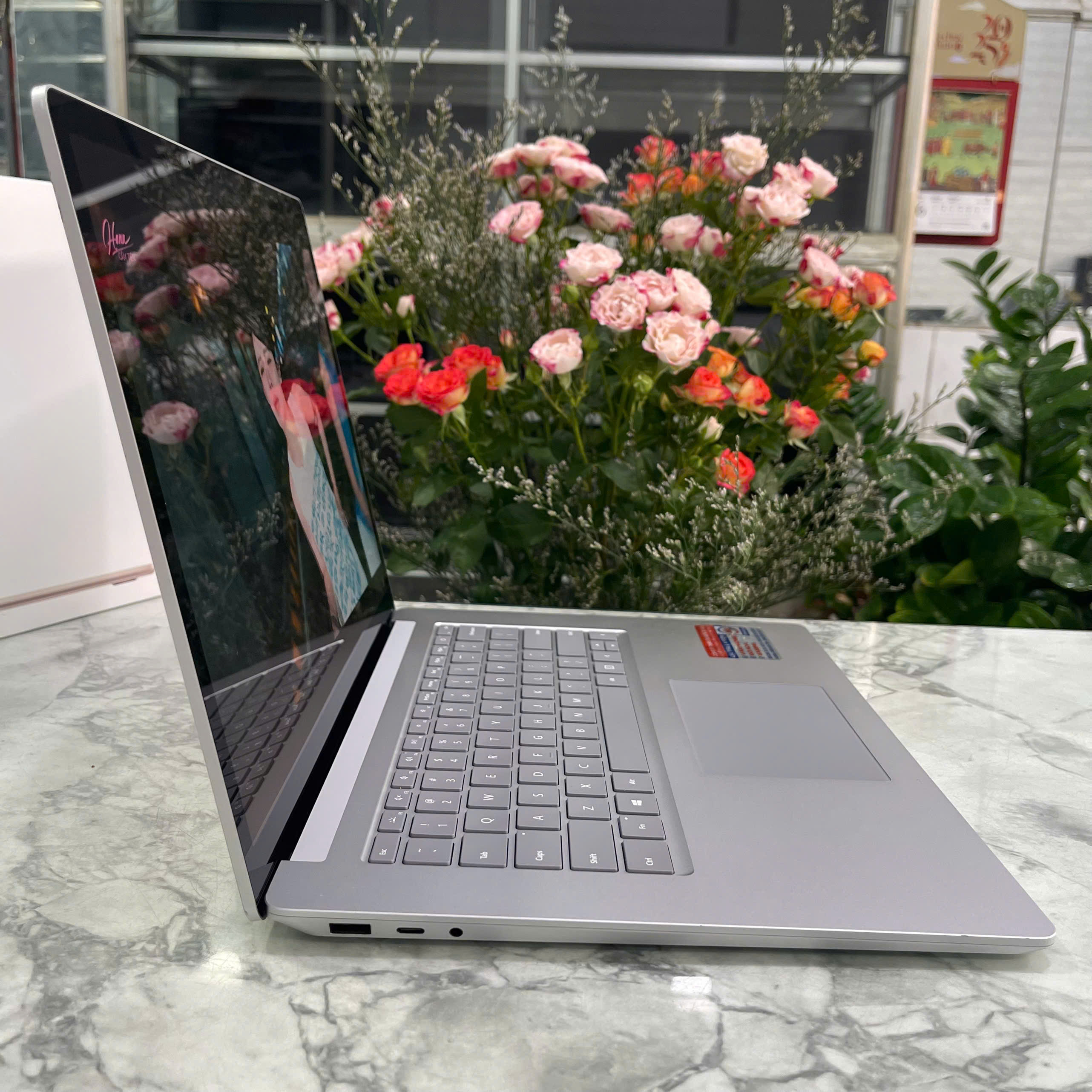 Microsoft Surface Laptop 4 Core I7-1185G7 Ram 16gb Ssd 512gb Màn Hình 15" Inch 2K Touch Screen