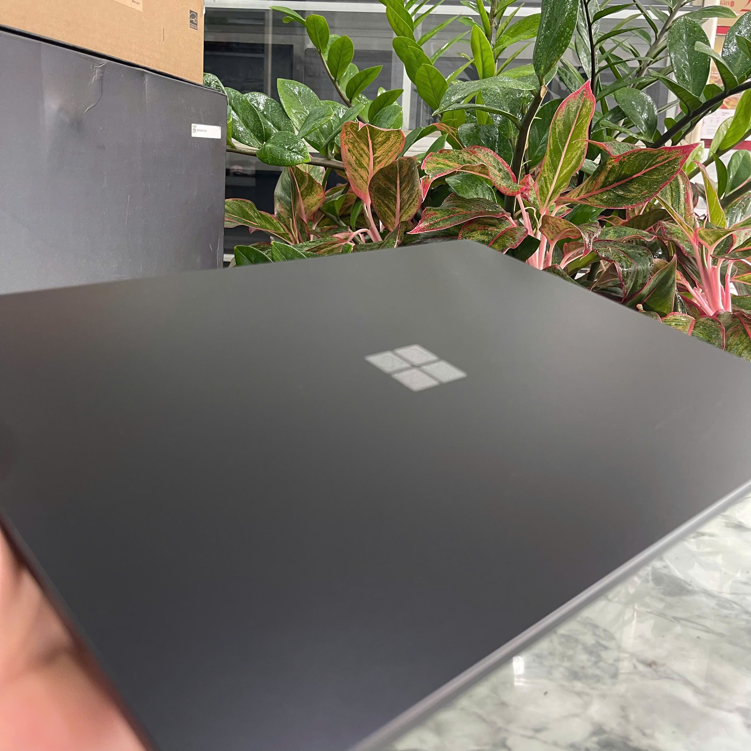 Microsoft Surface Laptop 4 {MÁY 99%  MỚI SẠC 30 LẦN} Core I7-1185G7 Ram 16gb Ssd 256gb Màn Hình 13.5" Inch 2K Touch Screen