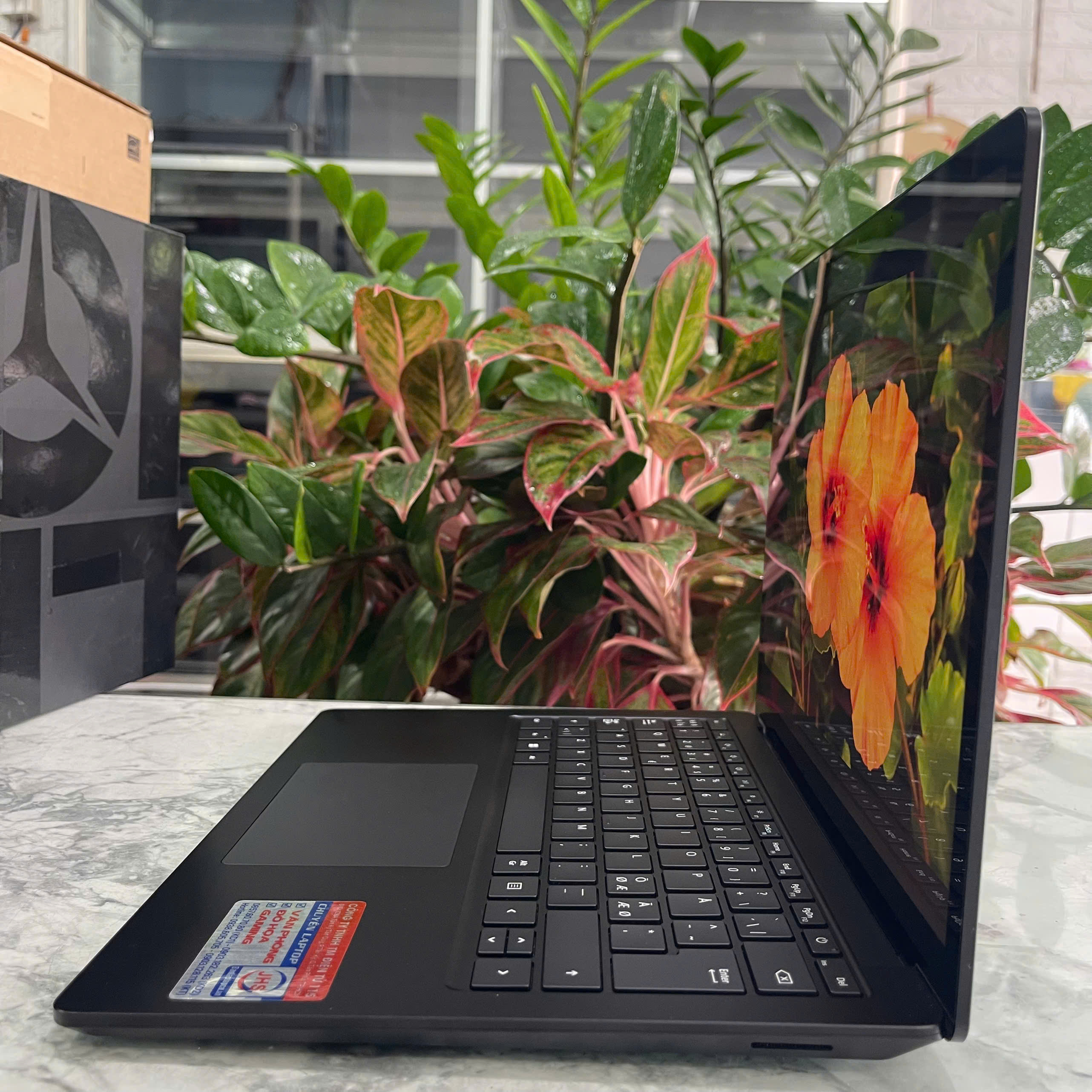 Microsoft Surface Laptop 4 {MÁY 99%  MỚI SẠC 30 LẦN} Core I7-1185G7 Ram 16gb Ssd 256gb Màn Hình 13.5" Inch 2K Touch Screen