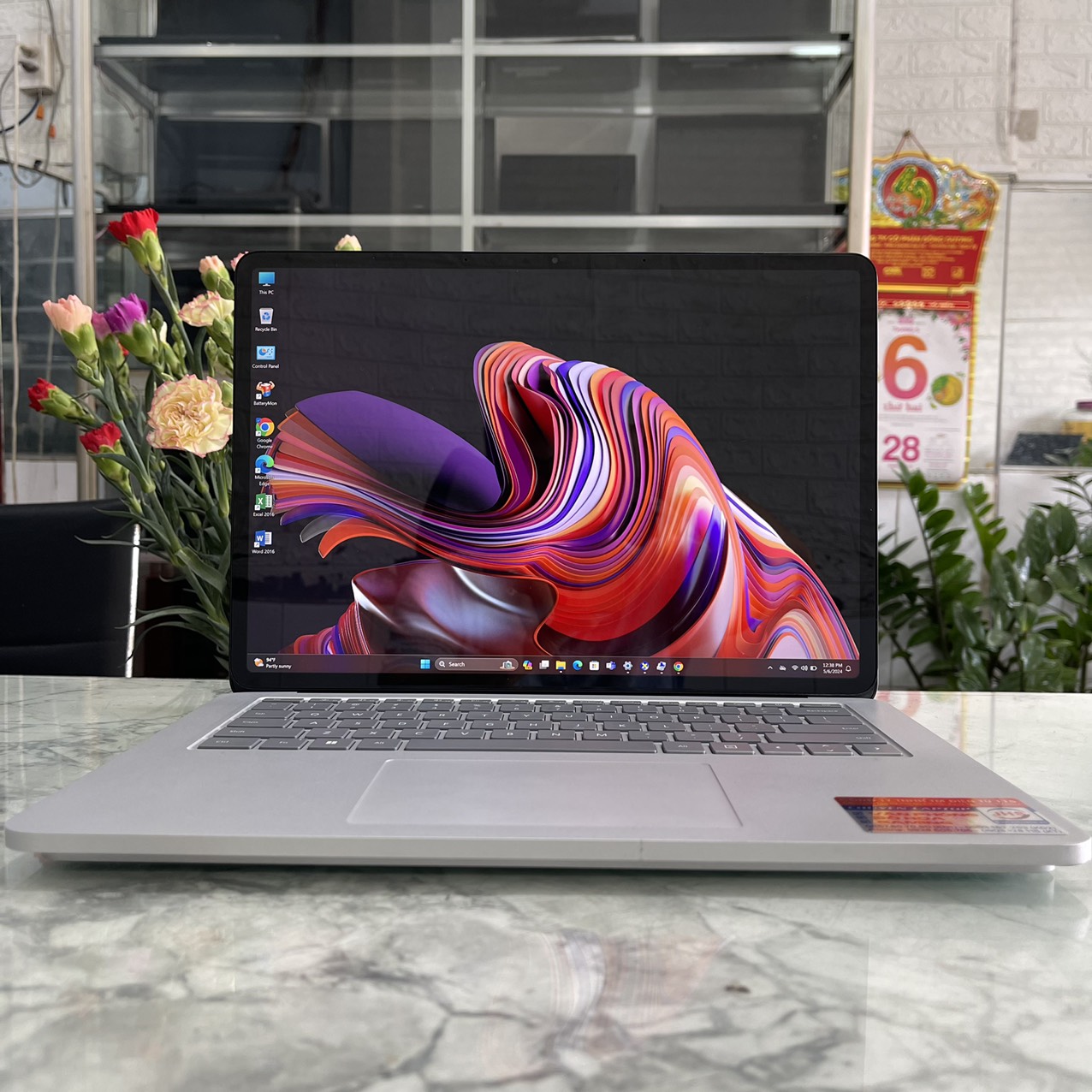 Microsoft Surface Laptop Studio Core I5-11300H Ram 16Gb Ssd 256Gb Màn Hình 14.4''Inch 2K Touch 